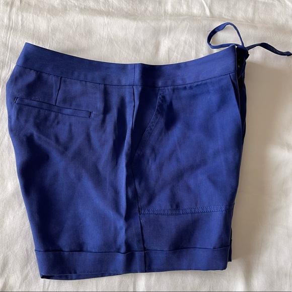 Banana Republic Women’s Shorts (size 6) - Picture 6 of 7